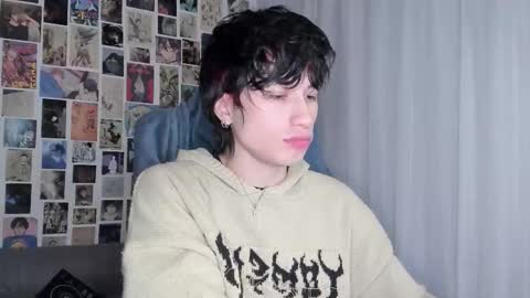 Snapshot of liamelf chatting on September 2025 06:59:01 AM Liam online show from September 2025 06:59:01 AM