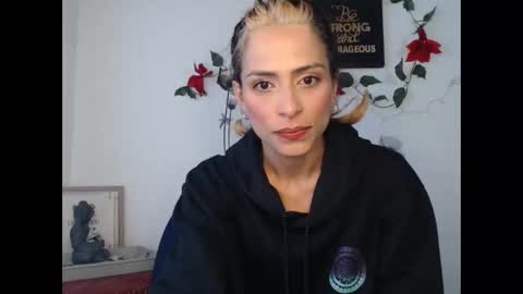 Lia Miller online show from December 2024 12:51:02 PM