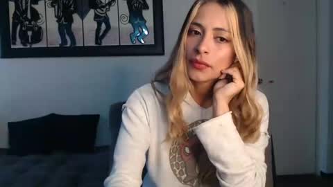 Lia Miller online show from March 2025 11:55:02 AM