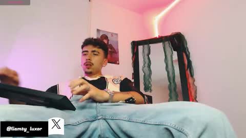 Snapshot of liamty_luxor chatting on January 2026 05:20:01 AM Liam online show from January 2026 05:20:01 AM