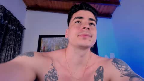 Snapshot of liamwyatt_ chatting on March 2026 04:05:01 AM liamwyatt_ online show from March 2026 04:05:01 AM