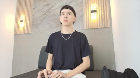 lian_cameron online show from January 2026 03:32:01 AM