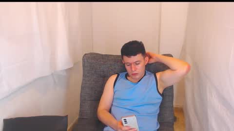 lian_eathan online show from January 2026 04:11:02 PM