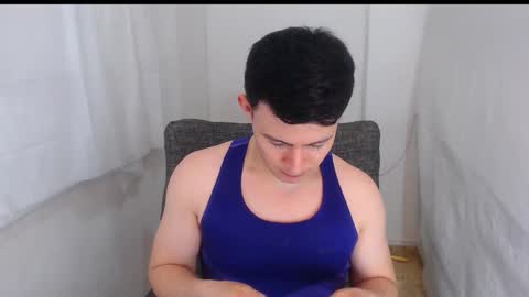 lian_eathan online show from February 2026 06:01:02 AM