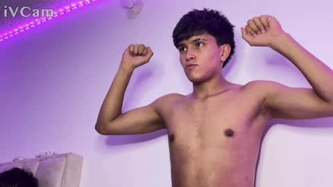 Snapshot of lian_y_dilan chatting on April 2026 11:00:01 PM lian_y_dilan online show from April 2026 11:00:01 PM