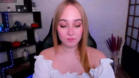 Snapshot of liana_bright chatting on December 2024 06:33:02 AM Liana online show from December 2024 06:33:02 AM