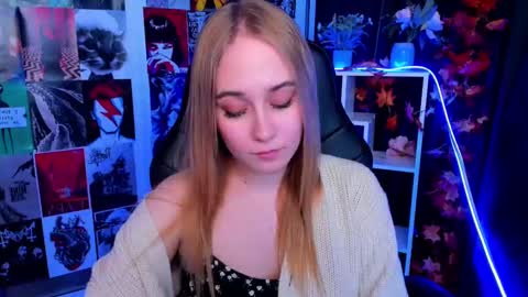 Snapshot of liana_bright chatting on December 2024 05:09:02 AM Liana online show from December 2024 05:09:02 AM