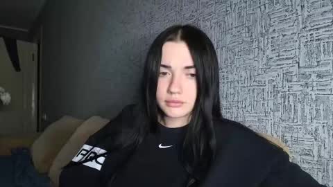 liana_diva online show from February 2026 03:41:02 PM