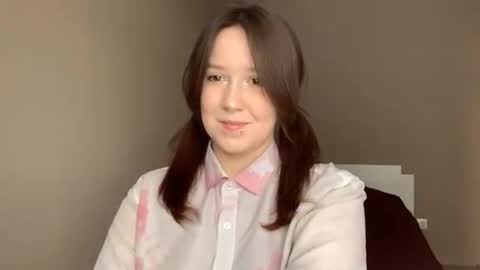 Snapshot of lianabrocklesby chatting on April 2026 04:08:01 PM Sofia online show from April 2026 04:08:01 PM