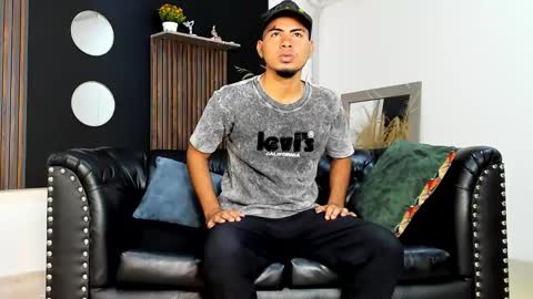 Liang online show from March 2026 11:31:02 PM