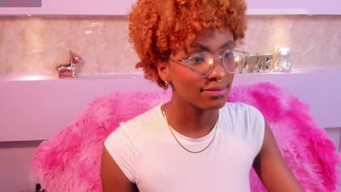 LiannaDixon online show from December 2024 01:51:01 PM