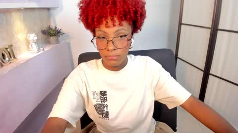 LiannaDixon online show from December 2024 01:58:01 PM