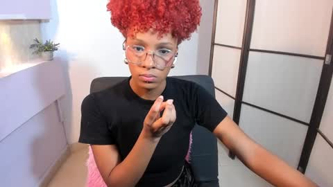 LiannaDixon online show from January 2025 01:36:01 PM