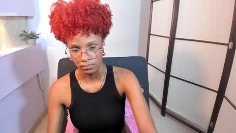 LiannaDixon online show from January 2025 05:00:01 PM