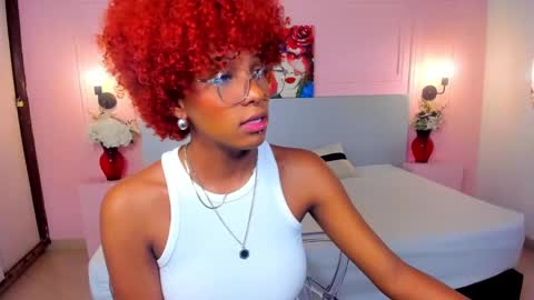 LiannaDixon online show from January 2025 01:52:01 PM