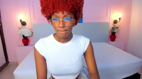 LiannaDixon online show from January 2025 02:42:01 PM