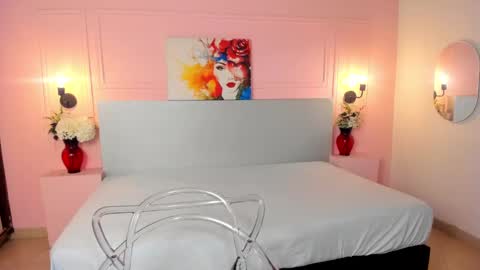 LiannaDixon online show from February 2025 12:11:02 PM