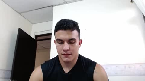 Liamstonne online show from April 2026 08:31:01 PM