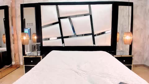 Lia obrien online show from November 2025 09:14:02 PM