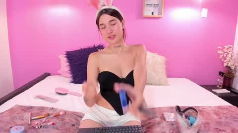 Snapshot of liapinket chatting on April 2026 01:33:02 PM liapinket online show from April 2026 01:33:02 PM