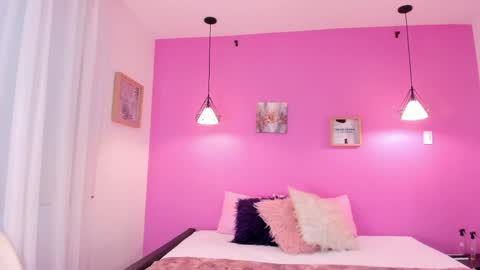 Snapshot of liapinket chatting on April 2026 12:09:02 PM liapinket online show from April 2026 12:09:02 PM