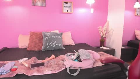 Snapshot of liapinket chatting on April 2026 02:30:01 PM liapinket online show from April 2026 02:30:01 PM