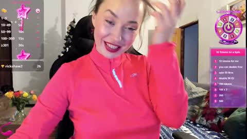 LiaQuinn online show from February 2025 03:38:01 PM