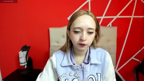 Lia Roberts online show from December 2024 11:06:02 AM