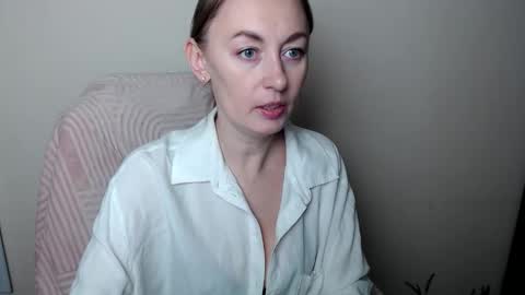 Lia online show from February 2026 09:19:02 AM