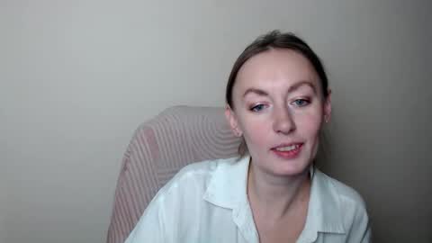 Lia online show from February 2026 07:48:01 AM