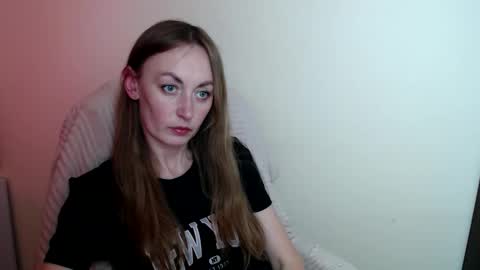 Snapshot of liasais_ chatting on June 2026 12:00:02 PM Lia online show from June 2026 12:00:02 PM