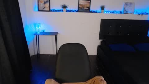 Snapshot of liascarlett chatting on December 2024 12:29:01 AM LiaScarlett online show from December 2024 12:29:01 AM