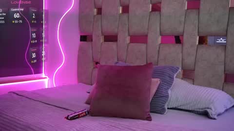 Snapshot of liasuaza chatting on March 2026 12:22:01 PM liasuaza online show from March 2026 12:22:01 PM