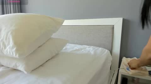 Snapshot of liavee chatting on September 2025 03:17:01 AM Lia online show from September 2025 03:17:01 AM