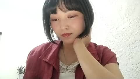 Molly online show from April 2026 06:32:01 PM