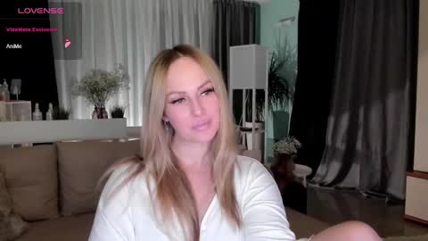 Snapshot of libby_nora chatting on January 2025 05:37:01 AM Libby online show from January 2025 05:37:01 AM