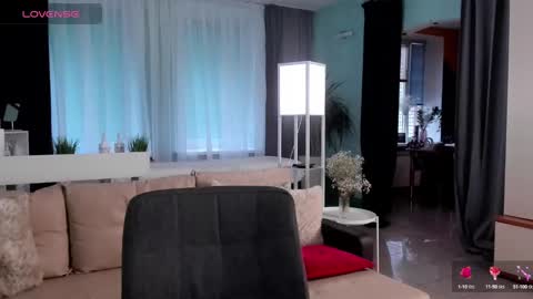 Snapshot of libby_nora chatting on January 2025 12:52:01 PM Libby online show from January 2025 12:52:01 PM