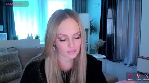 Snapshot of libby_nora chatting on February 2025 12:42:01 PM Libby online show from February 2025 12:42:01 PM