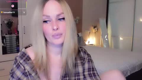 Snapshot of libby_nora chatting on February 2026 09:30:01 AM Libby online show from February 2026 09:30:01 AM