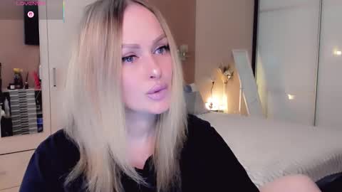 Snapshot of libby_nora chatting on March 2026 09:04:01 AM Libby online show from March 2026 09:04:01 AM