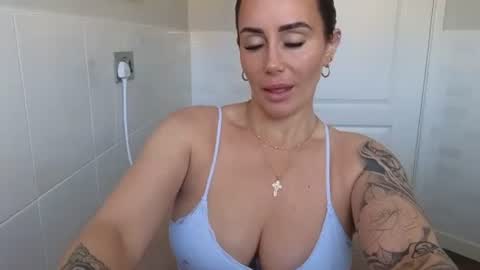 Snapshot of libbyloveheartx chatting on March 2026 07:36:02 AM Libby online show from March 2026 07:36:02 AM