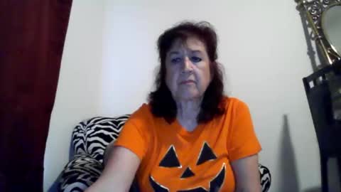 Snapshot of librawoman chatting on October 2025 07:51:01 PM librawoman online show from October 2025 07:51:01 PM