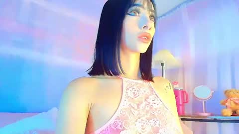 Valentina Hall online show from May 2026 11:36:01 AM