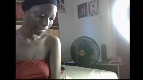 lickmefuckmex online show from February 2026 03:10:01 PM