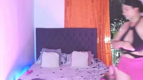 Snapshot of licy_klein chatting on July 2026 12:02:02 AM Isa online show from July 2026 12:02:02 AM