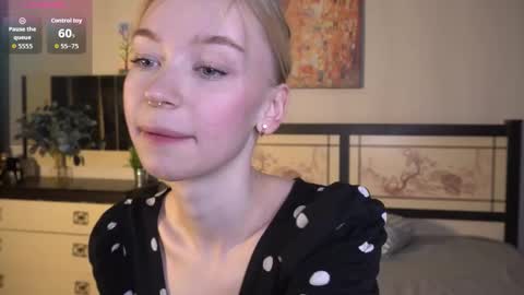 Ann online show from November 2025 08:09:01 PM