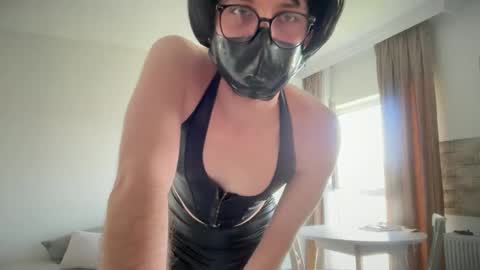 Snapshot of liferacw chatting on April 2026 11:24:01 AM SofieXxxDoll online show from April 2026 11:24:01 AM