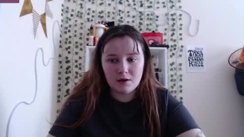 Snapshot of light_lunaa chatting on January 2025 09:19:02 AM light_lunaa online show from January 2025 09:19:02 AM