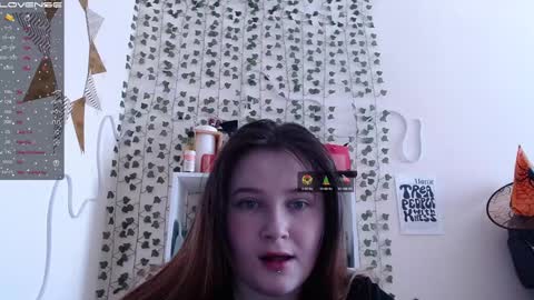 Snapshot of light_lunaa chatting on February 2025 05:25:01 AM light_lunaa online show from February 2025 05:25:01 AM