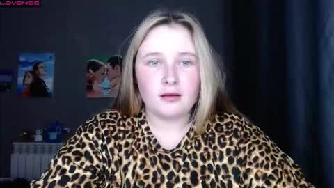 Snapshot of light_lunaa chatting on September 2025 01:57:02 PM light_lunaa online show from September 2025 01:57:02 PM